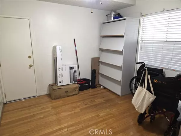 Downey, CA 90242,10251 Foster Road