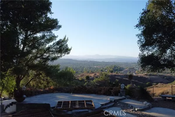 Newhall (santa Clarita), CA 91321,24114 Wildwood Canyon Road