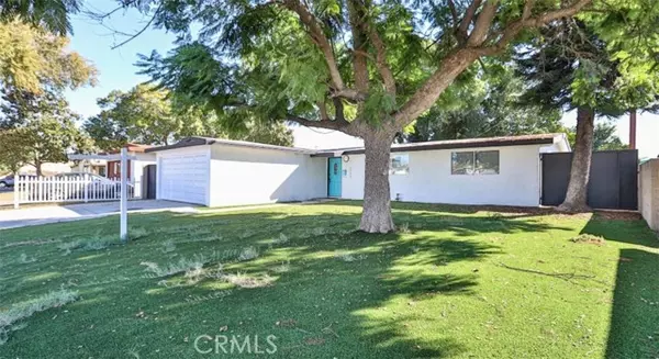 2540 W Picadilly Way, Anaheim, CA 92801