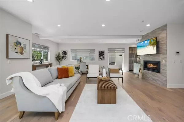 523 E Cedar #101, Burbank, CA 91501