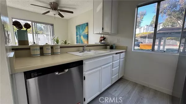 Laguna Niguel, CA 92677,23706 Sea Breeze Lane #1