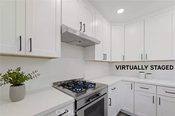 Carson, CA 90810,2616 E 220th