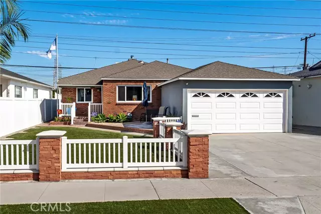 3814 Stevely, Long Beach, CA 90808
