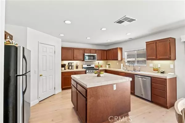 Murrieta, CA 92563,29225 Hydrangea