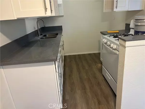 Garden Grove, CA 92840,12582 FLOWER #2