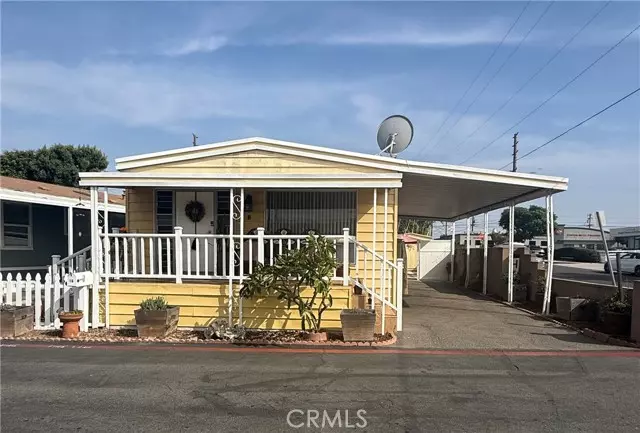 17705 S Western #16, Gardena, CA 90248