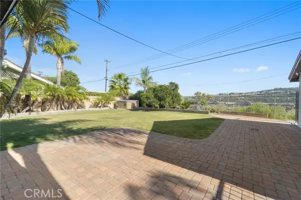 La Habra, CA 90631,1260 Summershade