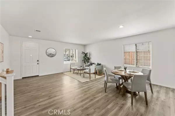 Lake Elsinore, CA 92530,15242 Washington