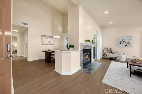 Yorba Linda, CA 92887,5380 Silver Canyon #9G