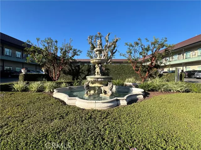 1913 E 17th Street, Santa Ana, CA 92705