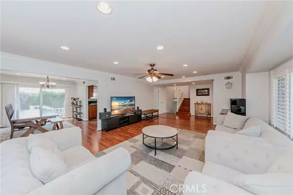 Fullerton, CA 92833,2132 Calavera