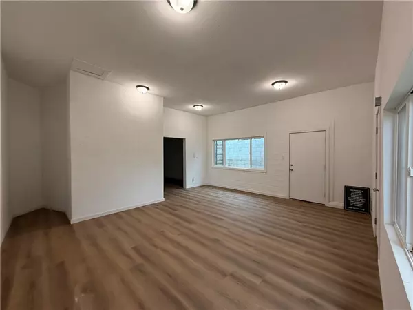 Santa Ana, CA 92707,1924 Flower