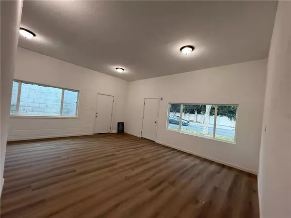 1924 Flower, Santa Ana, CA 92707