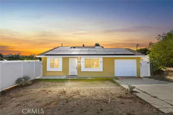 23561 Clara, Canyon Lake, CA 92587