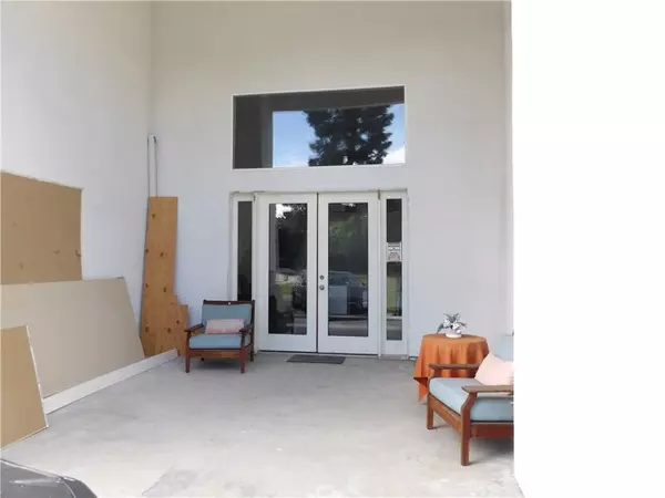 Yorba Linda, CA 92886,5596 Mountain View Avenue