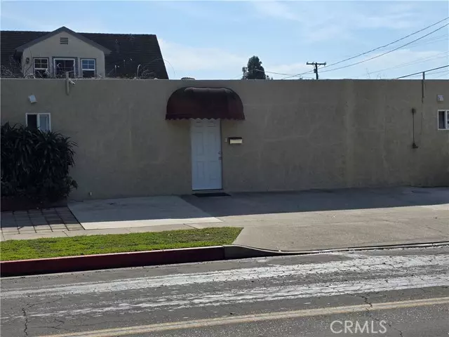 Fullerton, CA 92833,1761 Houston