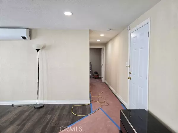 Fullerton, CA 92833,1761 Houston