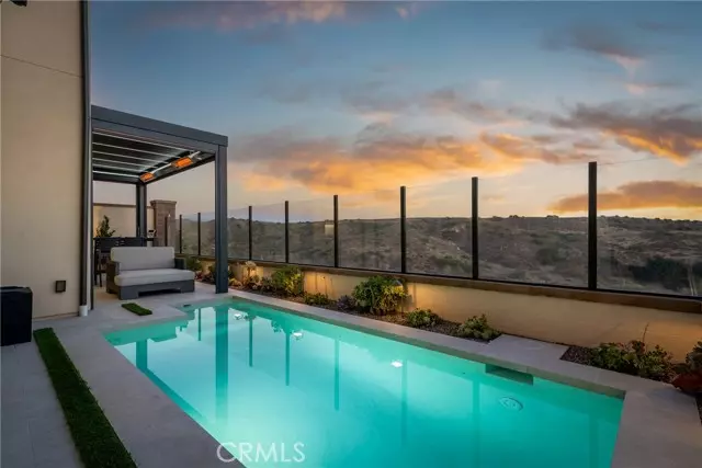 208 Canterbury, Irvine, CA 92618