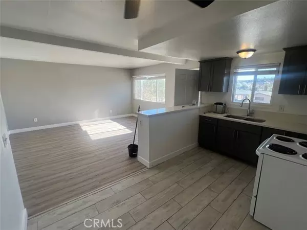 San Bernardino, CA 92407,1064 W 48th