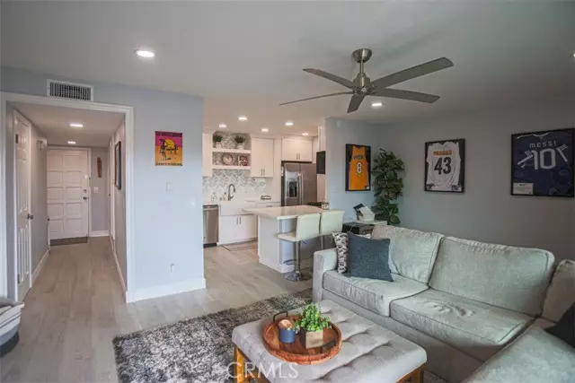 6600 Warner Avenue #102, Huntington Beach, CA 92647