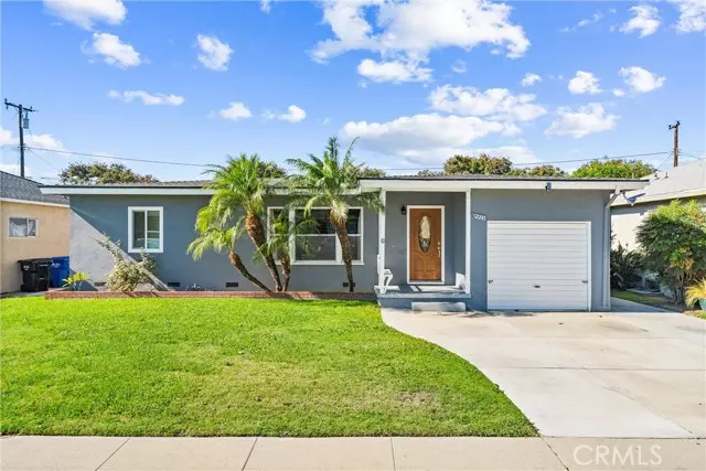 Downey, CA 90242,12247 Cornuta