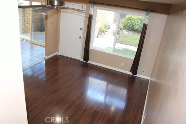 Anaheim, CA 92807,5478 E Willow Woods #107-C