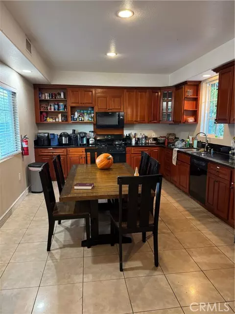 Santa Ana, CA 92706,2057 Bush