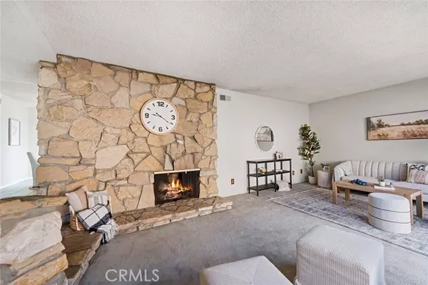 Garden Grove, CA 92843,12162 Quartz