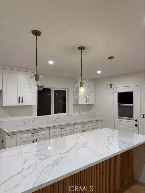 Santa Ana, CA 92704,602 S Deming