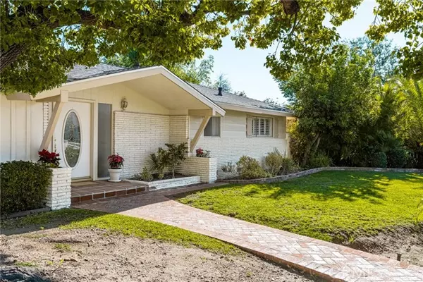 Tustin, CA 92705,13382 Mount Hood Drive