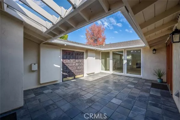 Rossmoor Socal, CA 90720,11272 Wembley Road