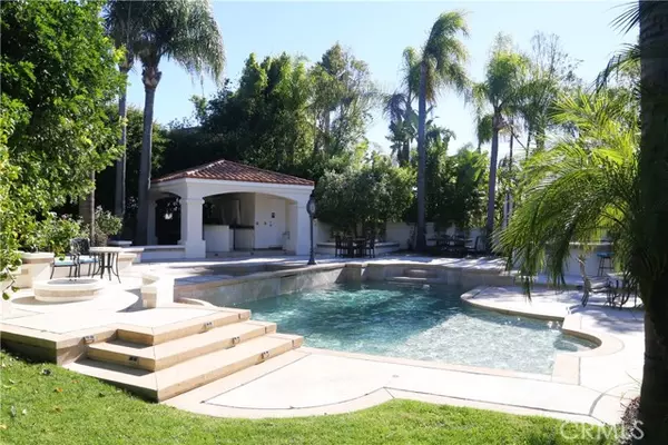 Villa Park, CA 92861,10762 Center Drive