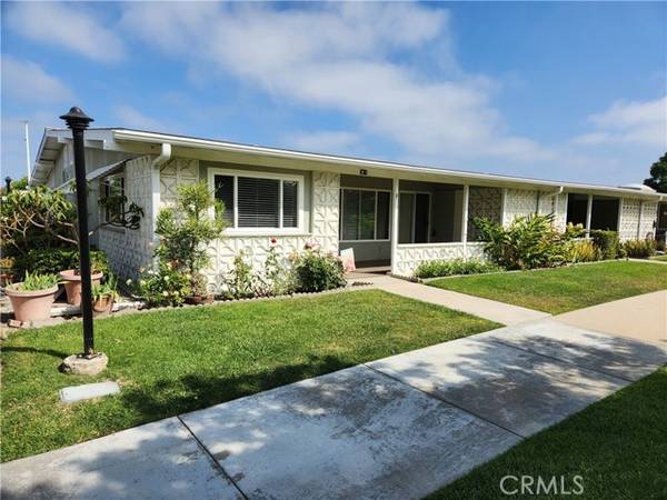 1562 Merion Way #36 F, Seal Beach, CA 90740