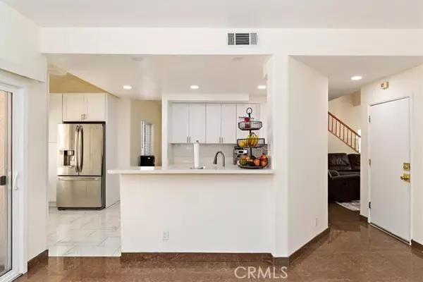 Canyon Country (santa Clarita), CA 91387,17929 Hatridge Lane