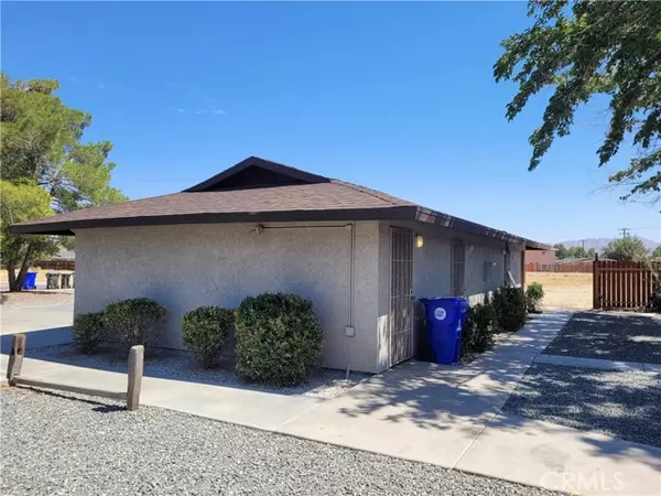 Apple Valley, CA 92307,15360 Broken Bow Road