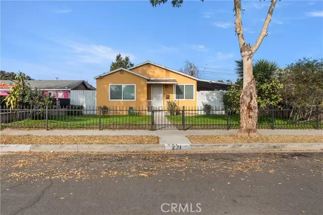 271 East Cummings Lane, Long Beach, CA 90805