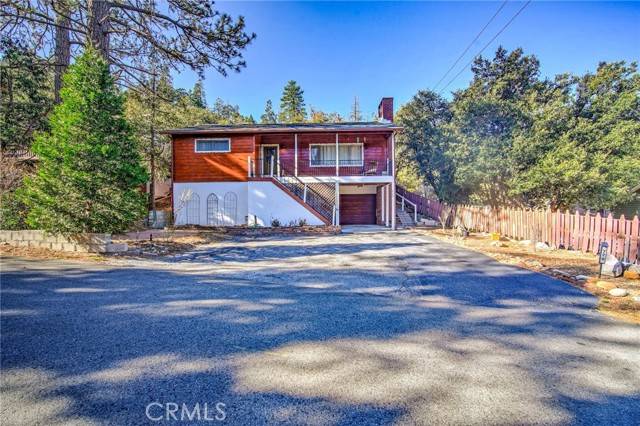 720 Rocky Loop, Crestline, CA 92325