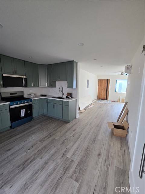 Norwalk, CA 90650,14306 Crossdale #A