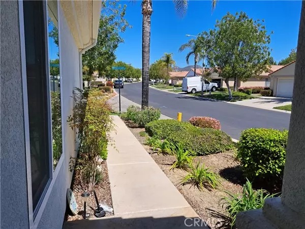 Murrieta, CA 92562,23796 Corte Picante