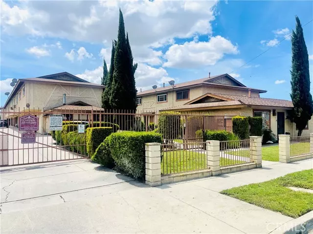 7260 Richfield Street #305, Paramount, CA 90723