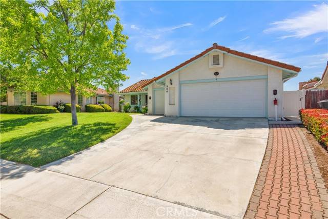 Paso Robles, CA 93446,904 Torrey Pines Drive