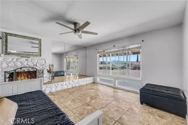 Jurupa Valley, CA 92509,5622 Sharon Way