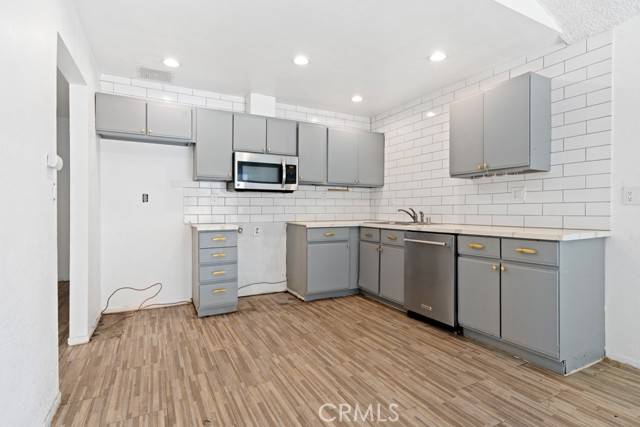 Lancaster, CA 93536,2235 W Avenue K14