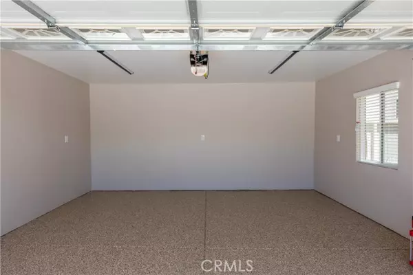 Signal Hill, CA 90755,3301 Falcon Avenue
