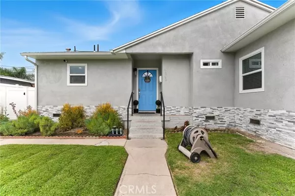 7343 Hannon St, Downey, CA 90240