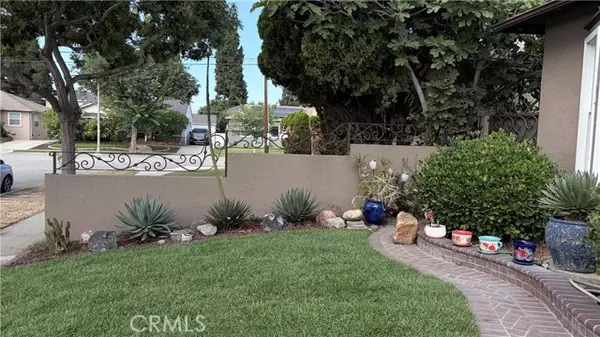 Lakewood, CA 90713,5707 Bigelow Street