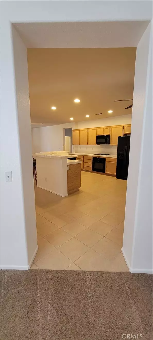 Victorville, CA 92395,12814 Hawks Hill Street