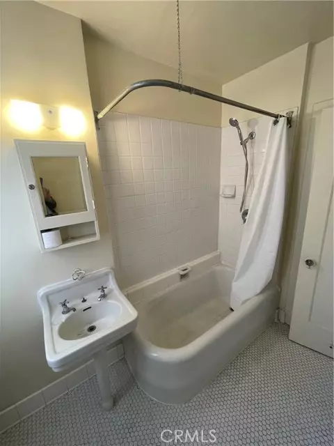 Long Beach, CA 90802,315 W 3rd Street #710