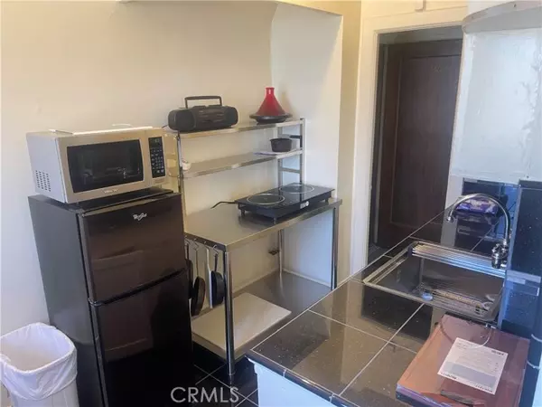 Long Beach, CA 90802,315 W 3rd Street #710