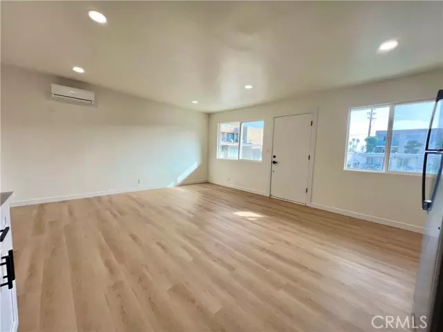 3500 Elm #31, Long Beach, CA 90807